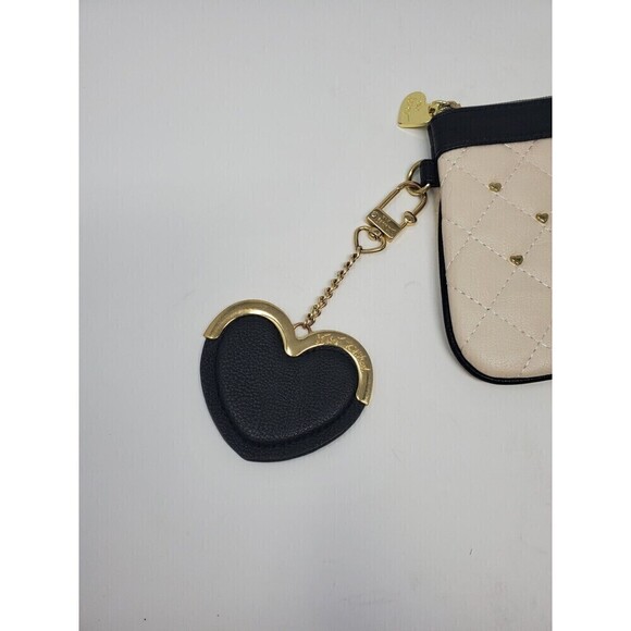 BETSEY JOHNSON Y2K SMALL CLUTCH WRISTLET ACCESSORY BAG & BLACK HEART PURSE CHARM - Picture 10 of 16